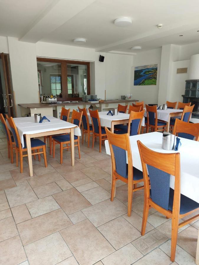 Hotel Vltava Frymburk Ngoại thất bức ảnh