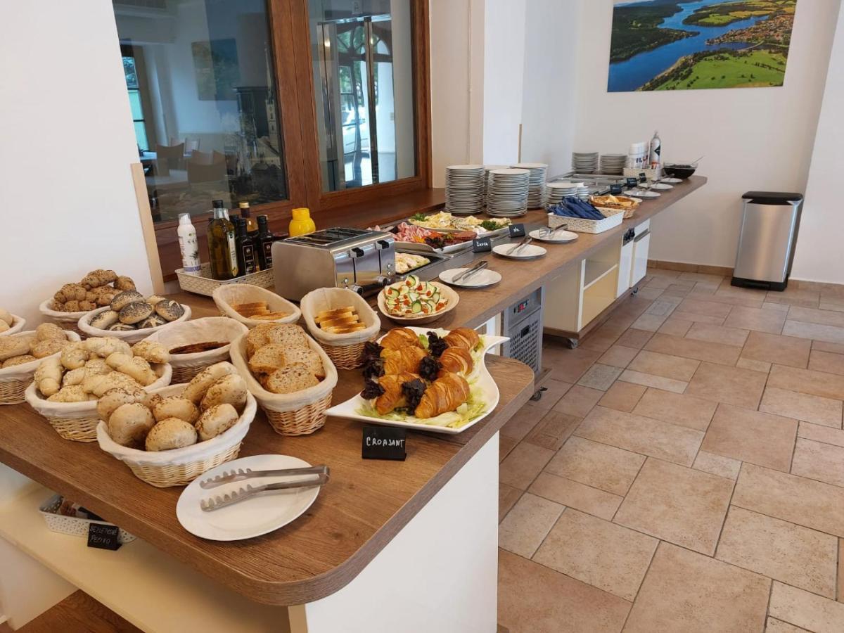 Hotel Vltava Frymburk Ngoại thất bức ảnh